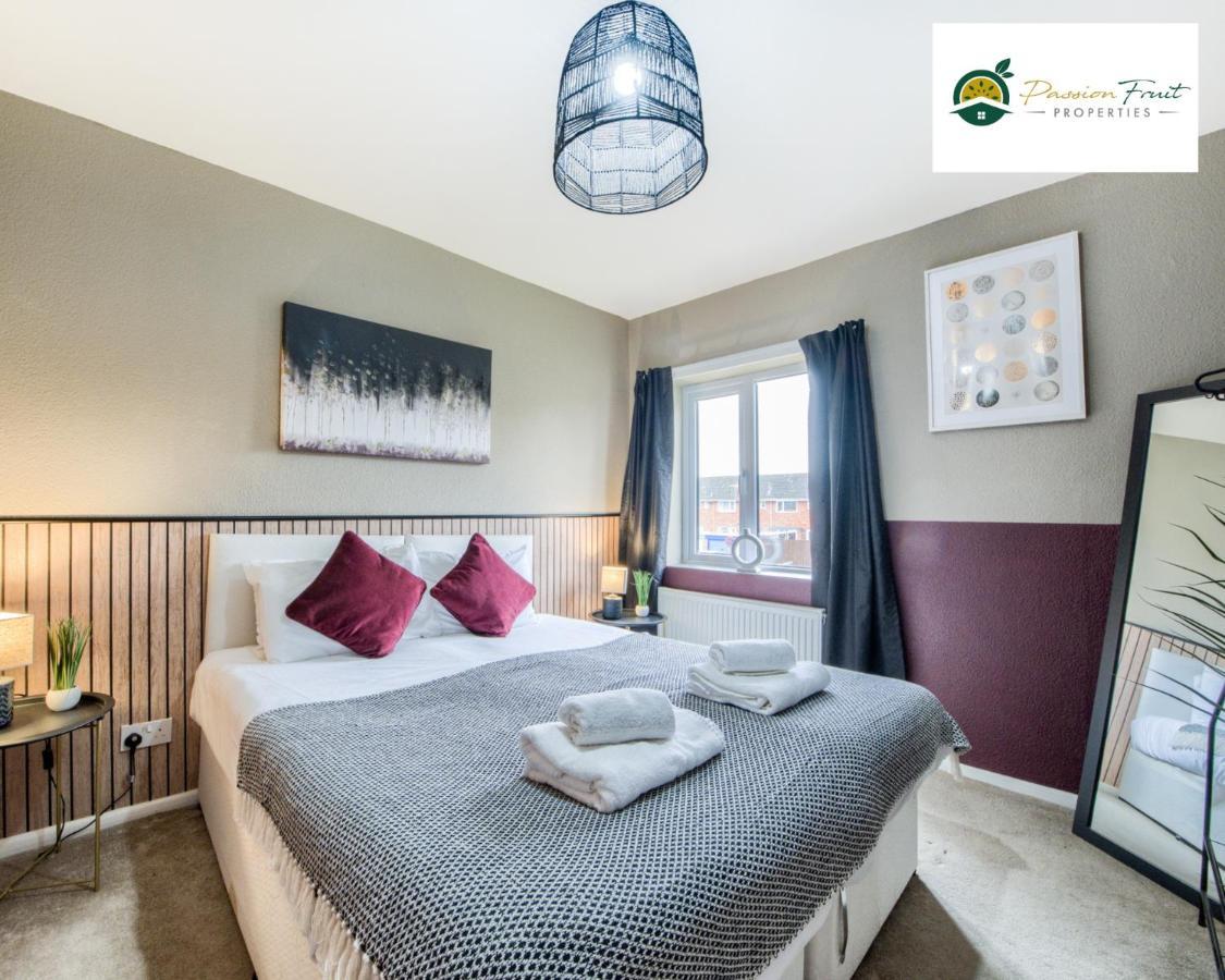 3 Bedroom House With 5 Beds House By Passionfruit Properties Near Coventry City Centre - Bcc Eksteriør bilde